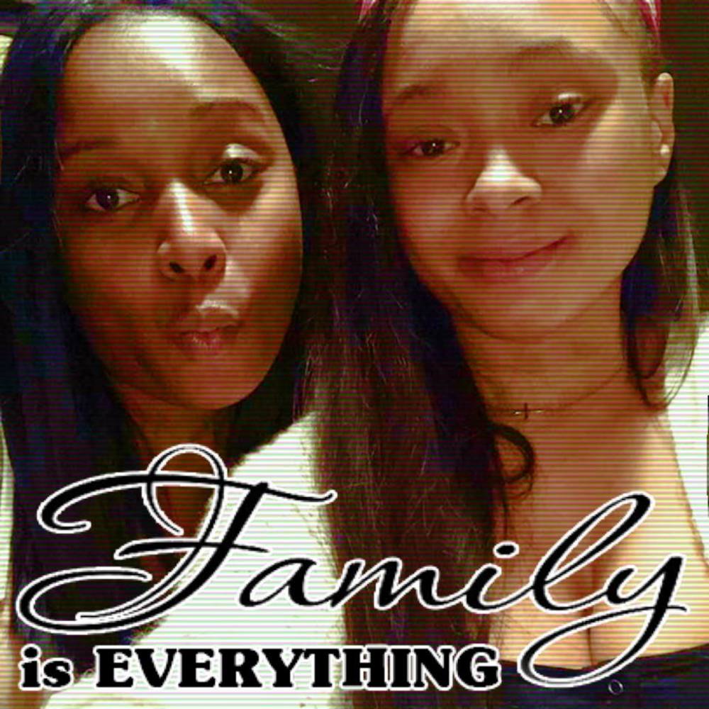 Meet your Posher, Latoya